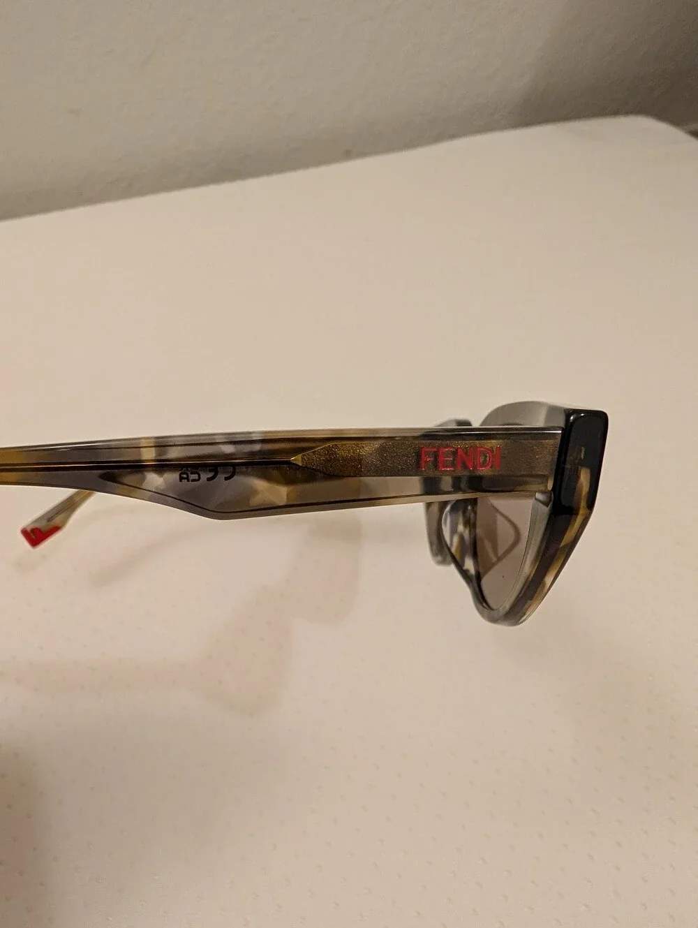 Fendi Brown Tortoiseshell Cat-Eye Sunglasses